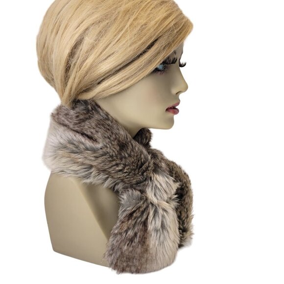 Smoky Fox Faux Fur Loop Scarf Fur Neck Wrap - Picture 7 of 11